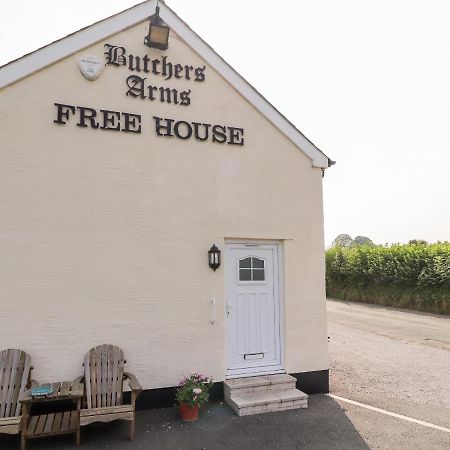Butchers Arms Cottage Nercwys Kültér fotó