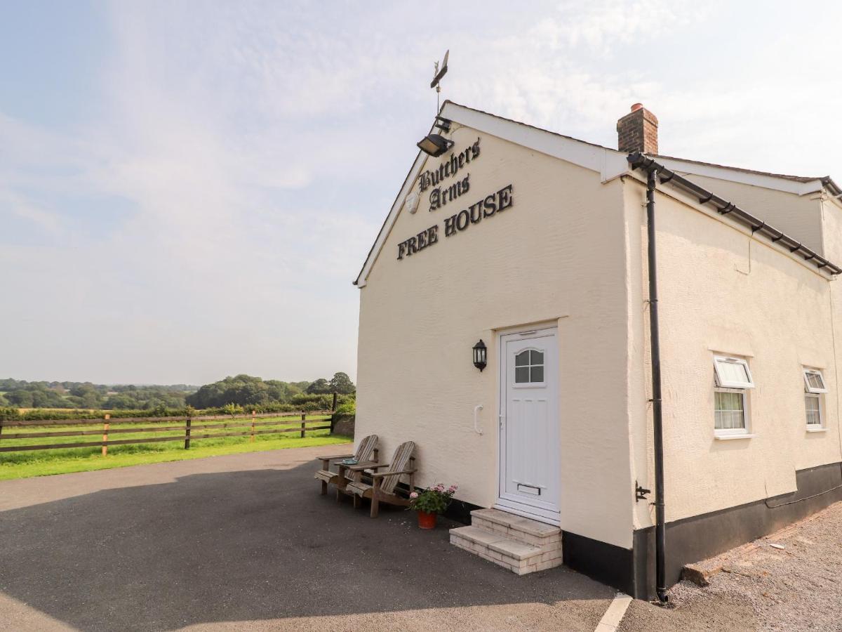 Butchers Arms Cottage Nercwys Kültér fotó